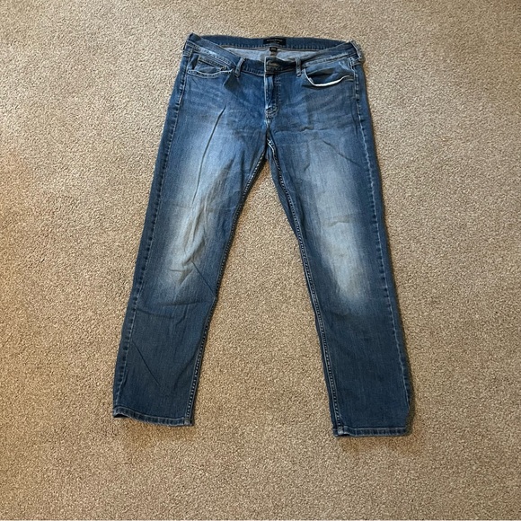 Banana Republic Girlfriend Jean Capris, size 31/12 - Picture 2 of 5
